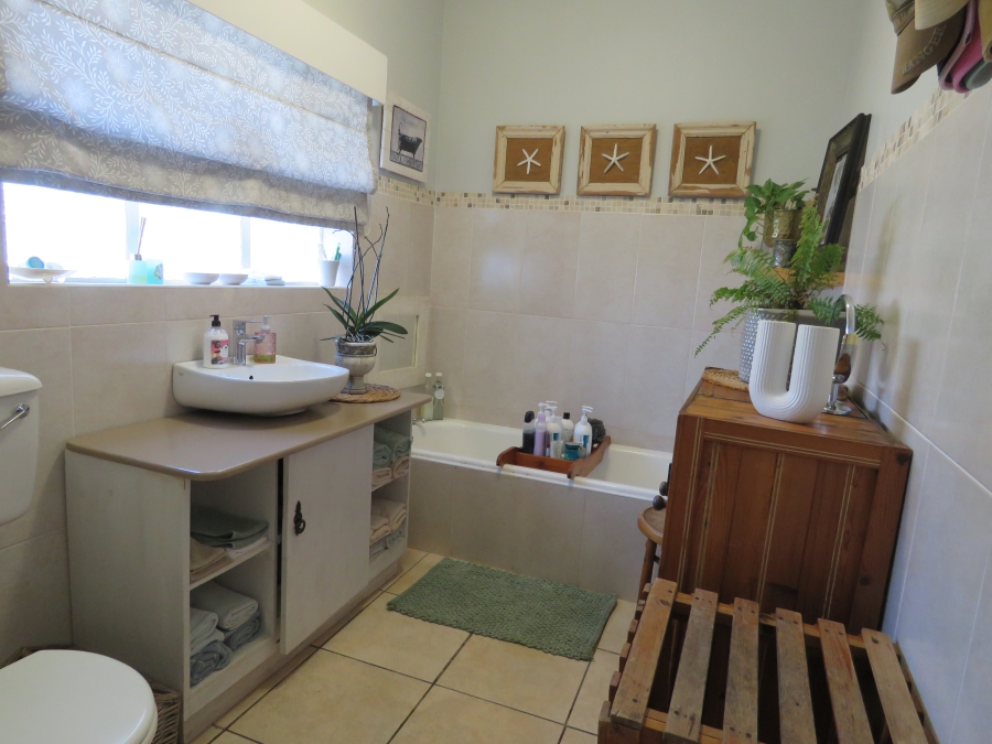 4 Bedroom Property for Sale in West Bank Eastern Cape